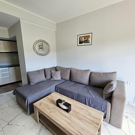Grey Luxury House Apartment Ипсос Екстериор снимка