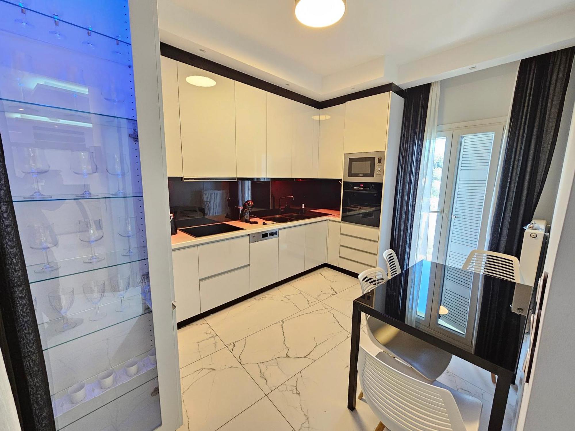 Grey Luxury House Apartment Ипсос Екстериор снимка