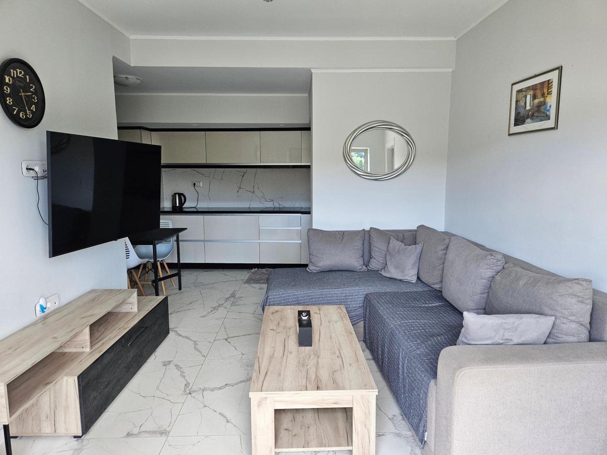 Grey Luxury House Apartment Ипсос Екстериор снимка
